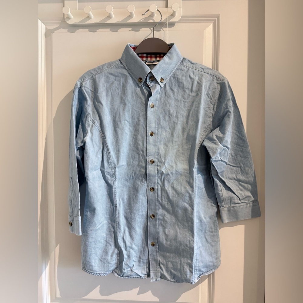 Half sleeves button down Shirt XS